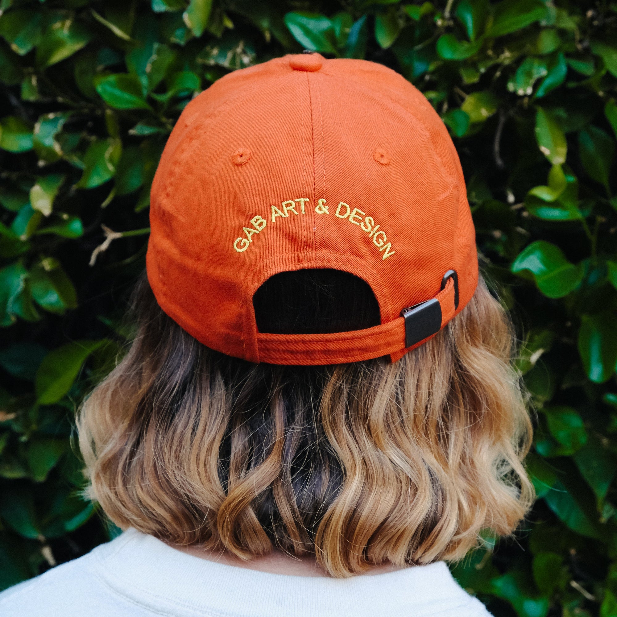 I love my friends hat