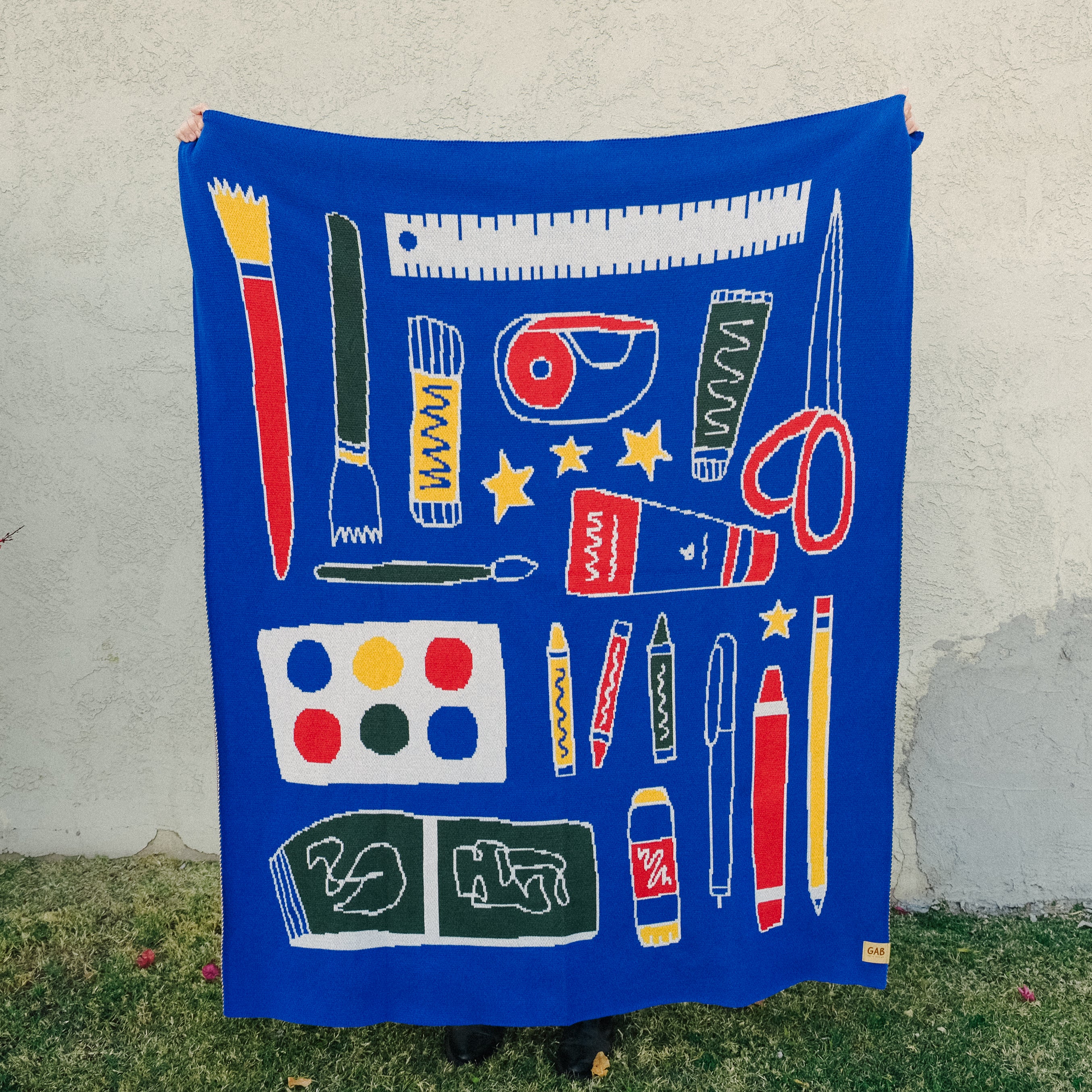 arts & crafts knit blanket