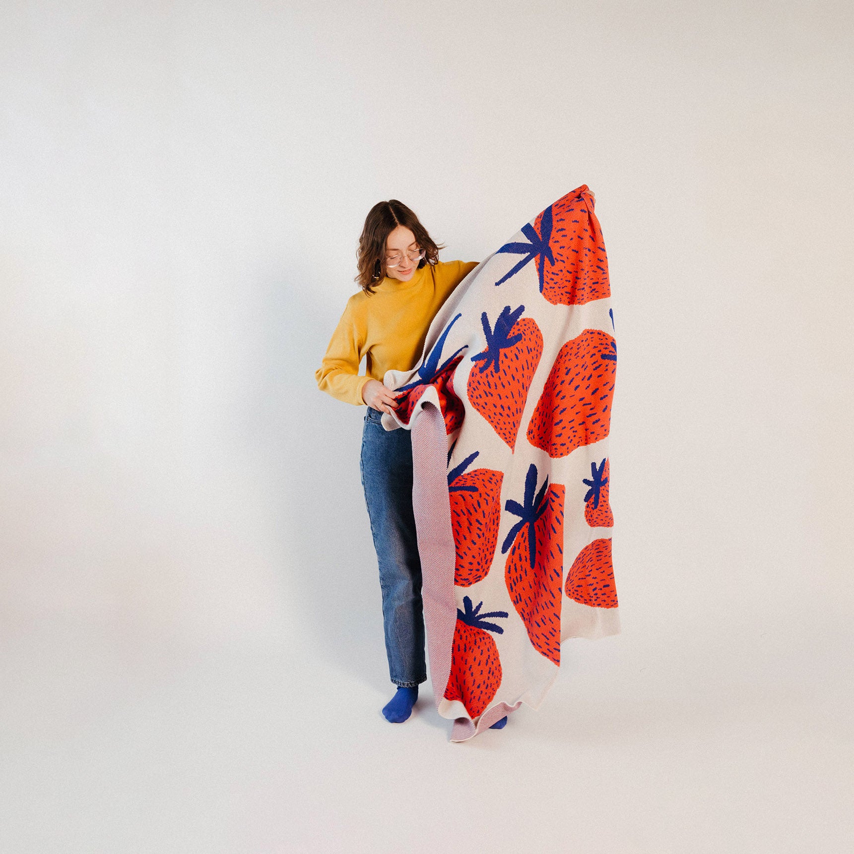 strawberry knit blanket