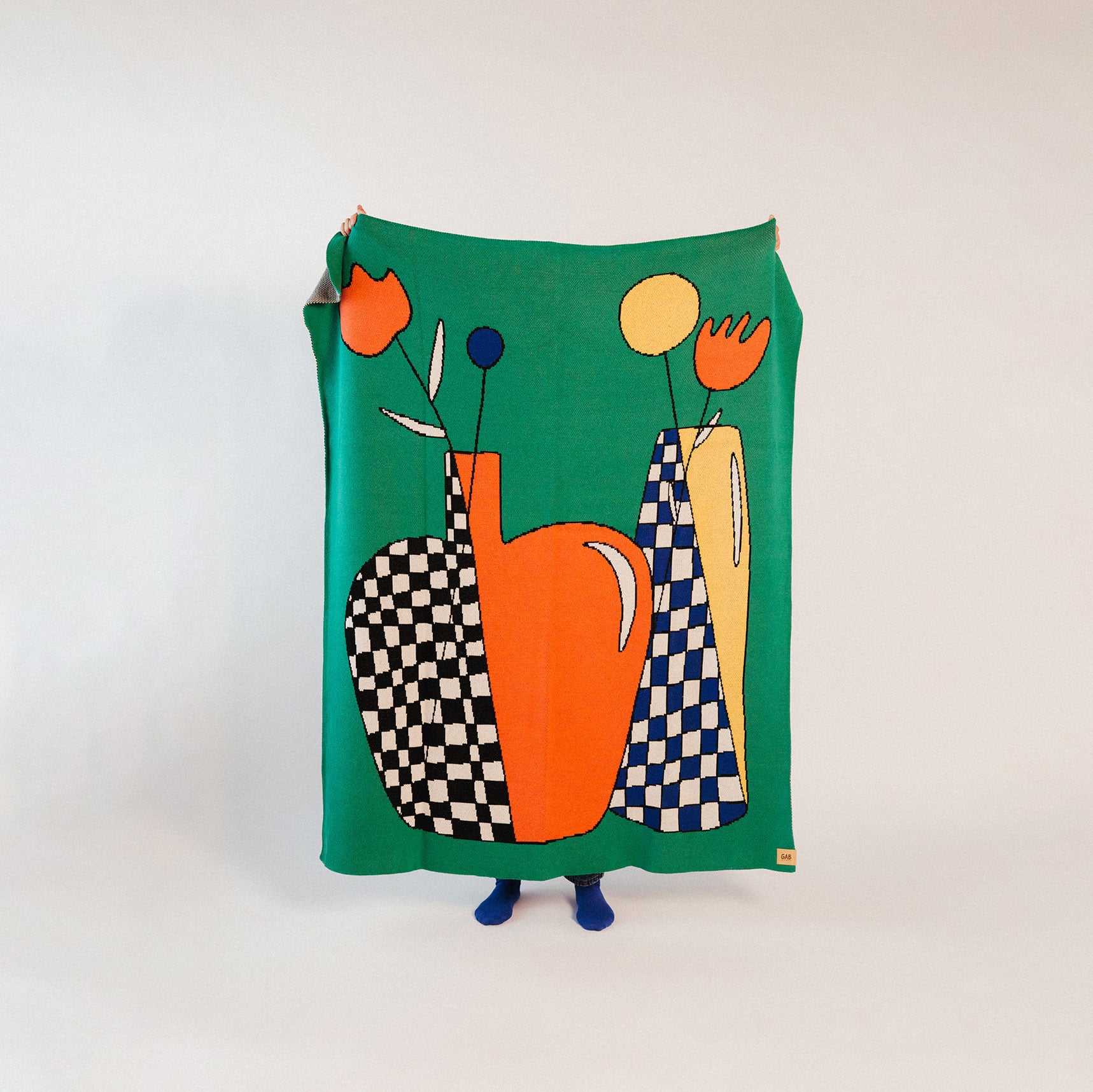 flowers in vases knit blanket